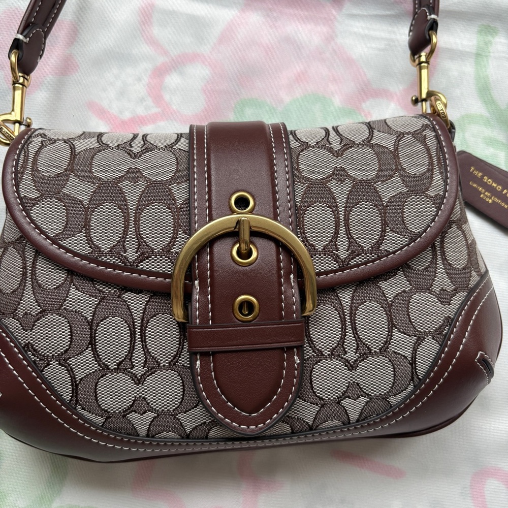 Coach Soho Signature Jacquard Monogram Canvas Underarm Bag - Picture 3 of 9